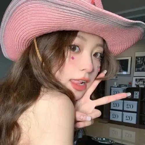 头部网红被曝隐婚生子，整整一周街拍现场画面流出